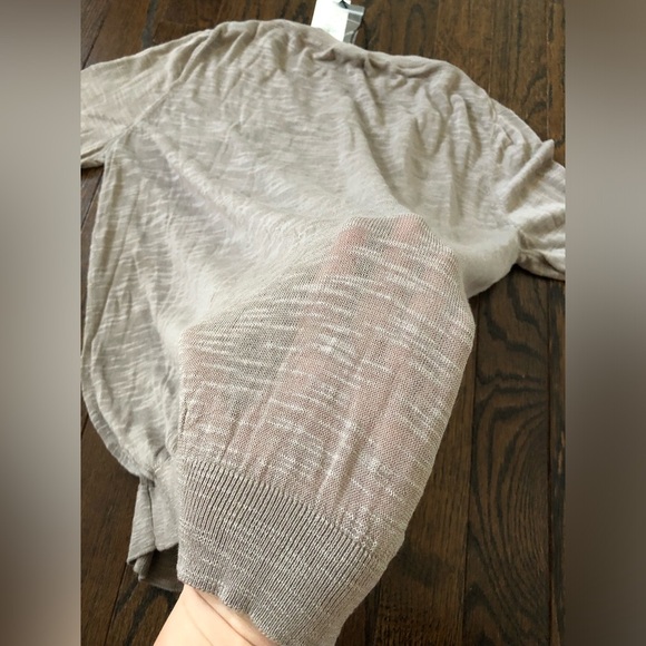 *NWT* Express Women’s S Tan/Light Brown Semi-Sheer Button-Down Crewneck Cardigan - Picture 10 of 10